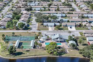 643 Foxwood Blvd, Englewood, FL 34223 - Photo 37