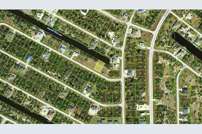 13574 Allamanda Circle, Port Charlotte, FL 33981 - Photo 3