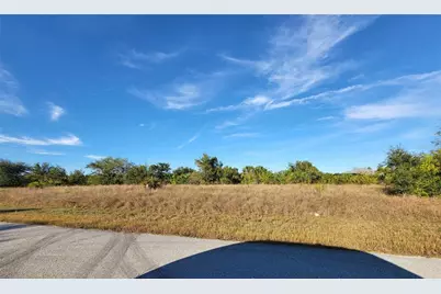 13574 Allamanda Circle, Port Charlotte, FL 33981 - Photo 5