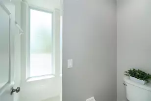 8226 Harborside Cir, Englewood, FL 34224 - Photo 17