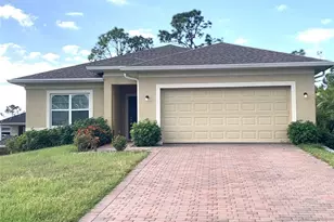 289 Antis Dr, Rotonda West, FL 33947 - Photo 1