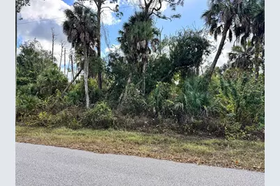 17081 Fallkirk Avenue, Port Charlotte, FL 33954 - Photo 3