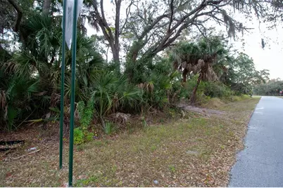 15038 Cresent Avenue, Port Charlotte, FL 33953 - Photo 5