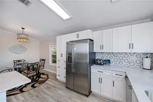 840 Seabrooke Dr, Englewood, FL 34223 - Photo 17