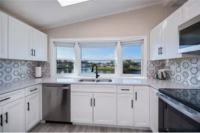 840 Seabrooke Drive, Englewood, FL 34223 - Photo 13