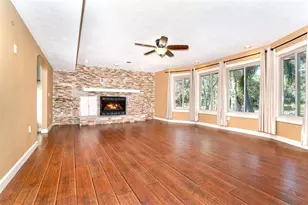 222 High Pt Dr, Venice, FL 34292 - Photo 9