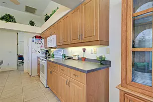 1078 Boundary Blvd, Rotonda West, FL 33947 - Photo 27