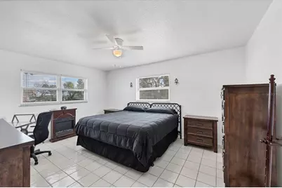 4078 Pelican Shores Circle, Englewood, FL 34223 - Photo 19