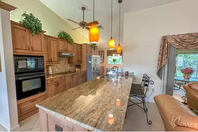 331 Oakwood Circle, Englewood, FL 34223 - Photo 9