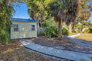 638 Yale St, Englewood, FL 34223 - Photo 23