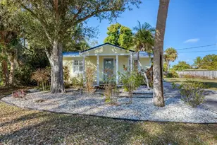 638 Yale St, Englewood, FL 34223 - Photo 3