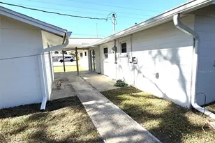 801 E 2nd St, Englewood, FL 34223 - Photo 5