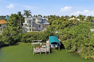1660 16th St E, Boca Grande, FL 33921 - Photo 3