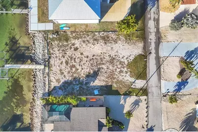 16 Southwind Drive, Englewood, FL 34223 - Photo 5