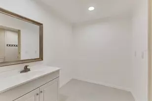 804 Heathercreek Ct, Englewood, FL 34223 - Photo 31