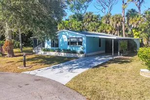 804 Heathercreek Ct, Englewood, FL 34223 - Photo 5