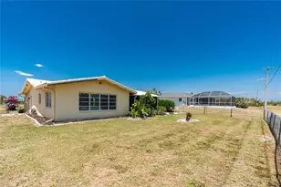 113 Annapolis Ln, Rotonda West, FL 33947 - Photo 47