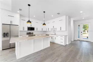 27 Bunker Ct, Rotonda West, FL 33947 - Photo 13