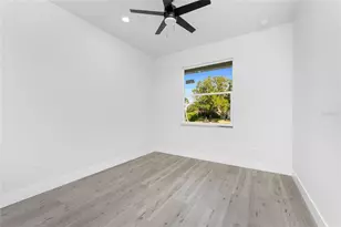 27 Bunker Ct, Rotonda West, FL 33947 - Photo 23