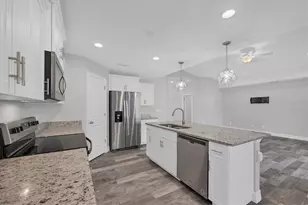 126 Glades Dr, Rotonda West, FL 33947 - Photo 13