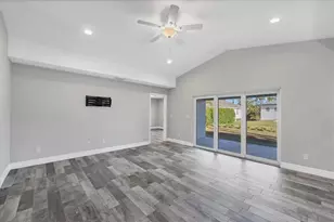 126 Glades Dr, Rotonda West, FL 33947 - Photo 17