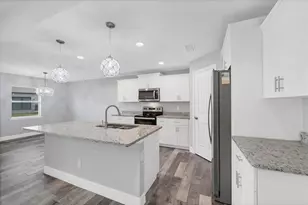 126 Glades Dr, Rotonda West, FL 33947 - Photo 11