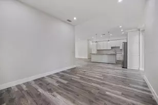 3525 McIntosh Rd, Sarasota, FL 34232 - Photo 5