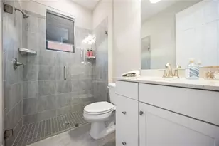 23475 Waverly Cir, Venice, FL 34293 - Photo 15
