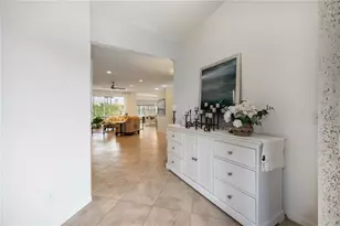 271 Fareham Dr, Venice, FL 34293 - Photo 13