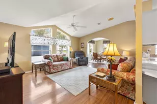 2730 Tanager Ln, Englewood, FL 34224 - Photo 11