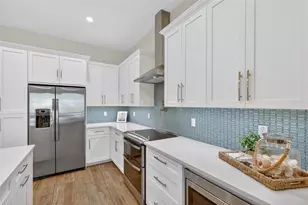 261 Seabreeze Ct, Boca Grande, FL 33921 - Photo 9