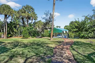 10110 Creekside Dr, Placida, FL 33946 - Photo 47