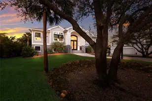 10110 Creekside Dr, Placida, FL 33946 - Photo 3