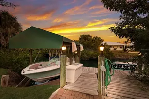 10110 Creekside Dr, Placida, FL 33946 - Photo 9