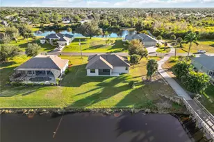 107 Medalist Rd, Rotonda West, FL 33947 - Photo 33