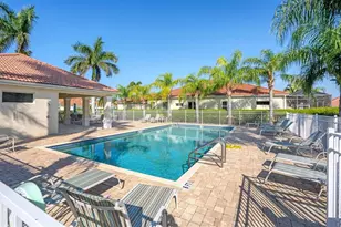 10810 Lerwick Cir, Englewood, FL 34223 - Photo 3