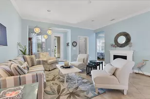 10810 Lerwick Cir, Englewood, FL 34223 - Photo 11