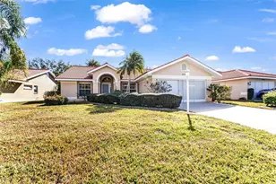 8479 Creekview Ln, Englewood, FL 34224 - Photo 11