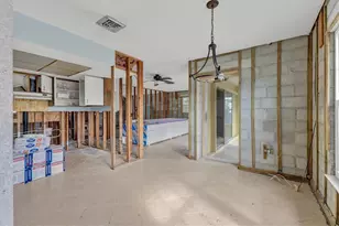 1977 Beach Rd, Englewood, FL 34223 - Photo 19