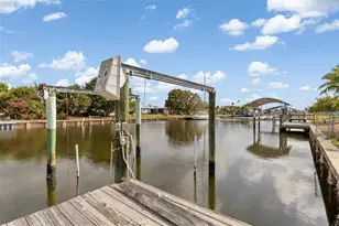 125 Baldwin Ct SE, Port Charlotte, FL 33952 - Photo 31