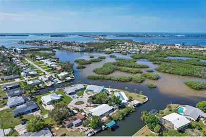 1490 Janet Place, Englewood, FL 34223 - Photo 3