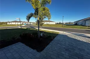 8674 St Kitts Cir, Englewood, FL 34224 - Photo 5