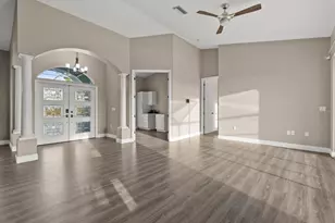 39 Fairway Rd, Rotonda West, FL 33947 - Photo 9