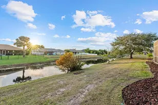 39 Fairway Rd, Rotonda West, FL 33947 - Photo 43