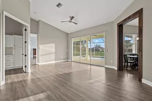 39 Fairway Rd, Rotonda West, FL 33947 - Photo 7