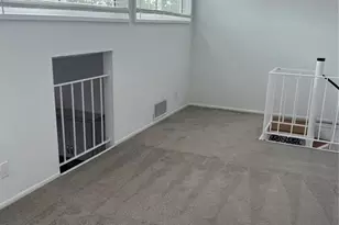 686 White Pine Tree Rd, Venice, FL 34285 - Photo 9