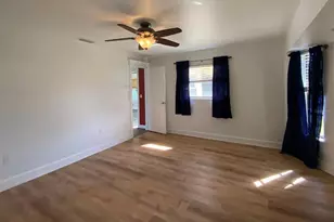 10123 Bay Ave, Englewood, FL 34224 - Photo 11