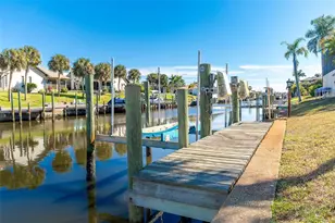 373 Ardenwood Dr, Englewood, FL 34223 - Photo 3