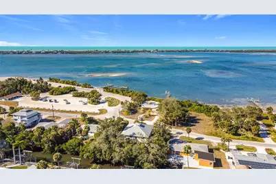 211 Winson Avenue, Englewood, FL 34223 - Photo 3