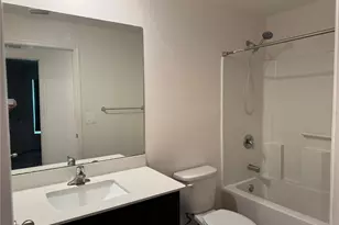 2082 S Chamberlain Blvd, North Port, FL 34286 - Photo 15